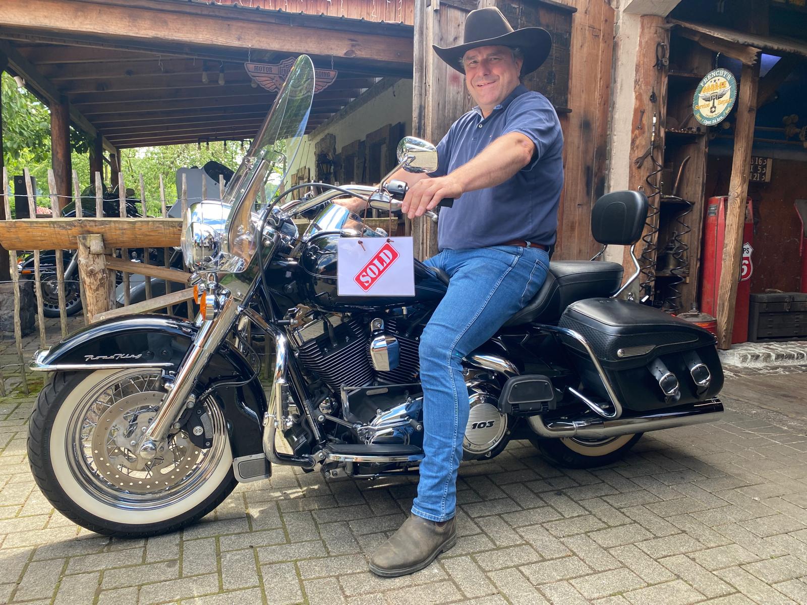 Road-King
